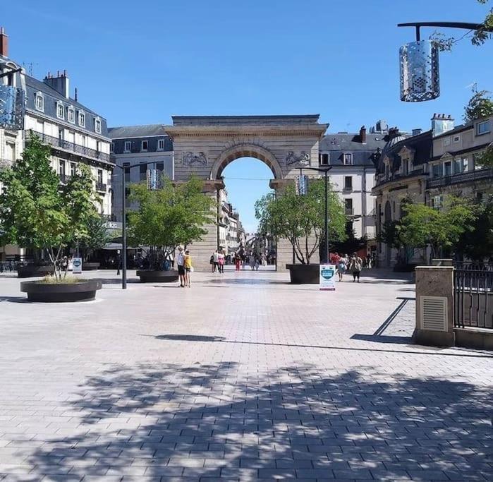 * Au P'Tit Cosy * Leilighet Dijon Eksteriør bilde